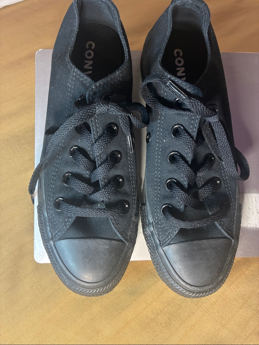 Converse Black Low-Top Monochrome Sneakers